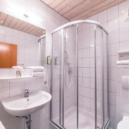 Aparthotel Wunder S Ferienpension 4*