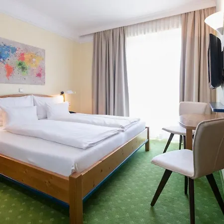 Wunder S Ferienpension 4*