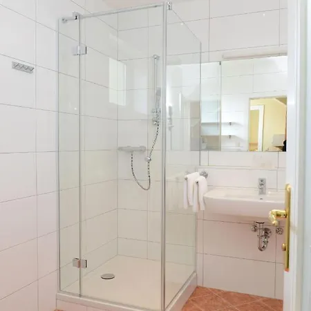 Wunder S Ferienpension Aparthotel 4*