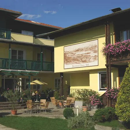 Wunder S Ferienpension Aparthotel 4*