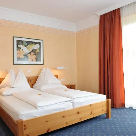 Aparthotel Wunder S Ferienpension Portschach am Woerthersee