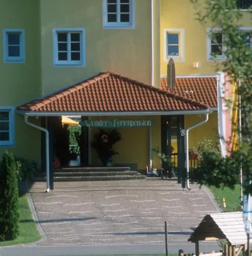 Wunder S Ferienpension Apartahotel 4*